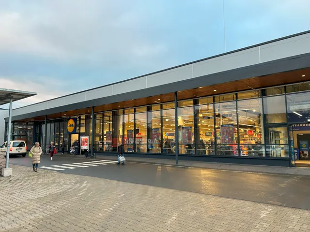 Hauck Aufhäuser Lampe REIM repositioniert real-Portfolio erfolgreich