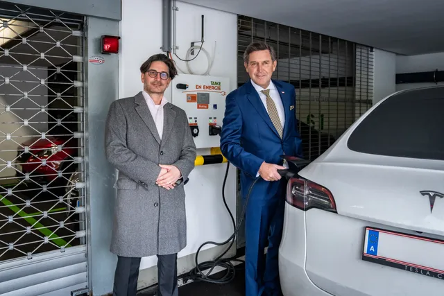 Mobilitätsministerium fördert E-Ladepunkte in Wohnbauten