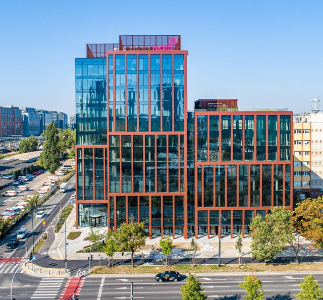 Erste Transaktion von Manova in Europa als eigenständige Investmentboutique