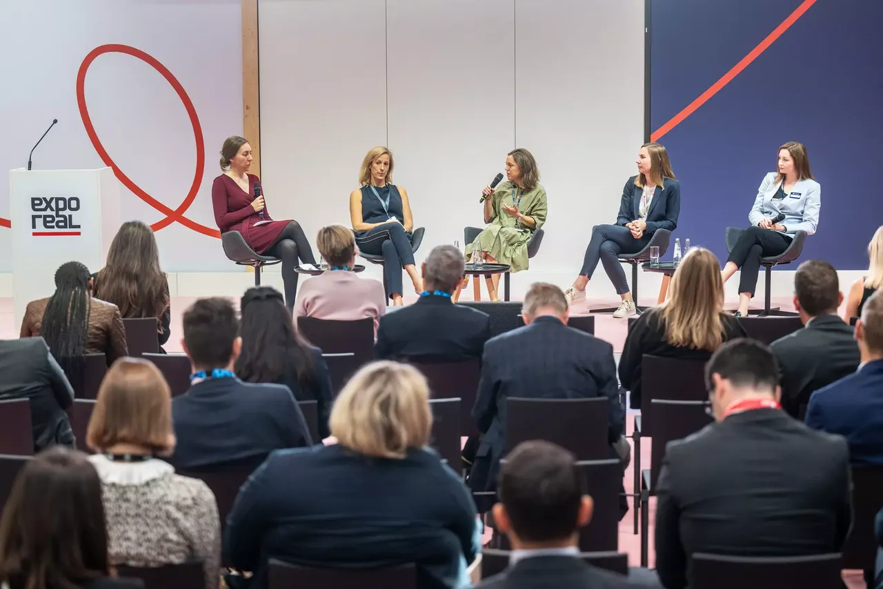 Expo Real 2024: erweitertes Konferenzprogramm auf neun Bühnen