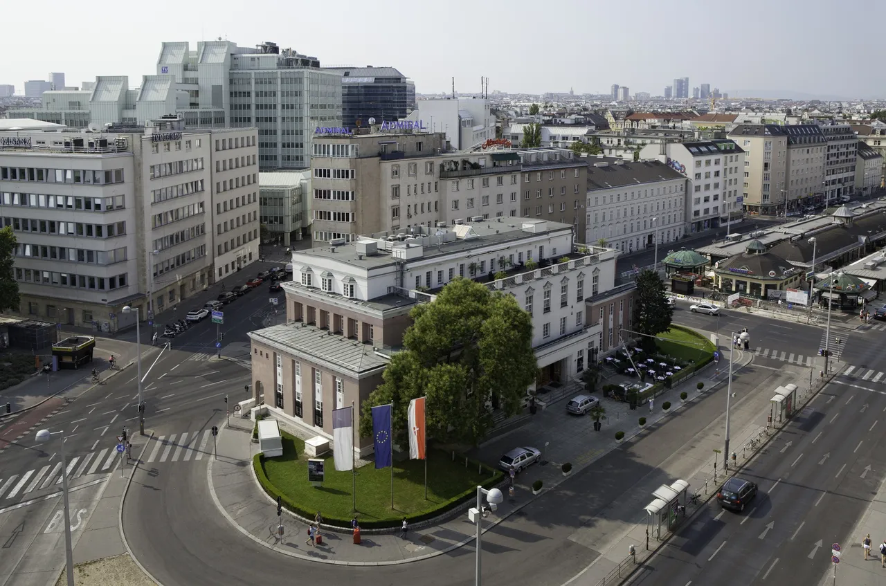 Art Déco Gebäude am Naschmarkt