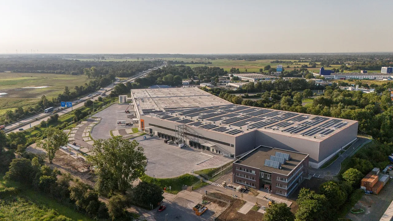 Logistikdienstleister Heinrich Hoppe erster Mieter im CTPark Bremen