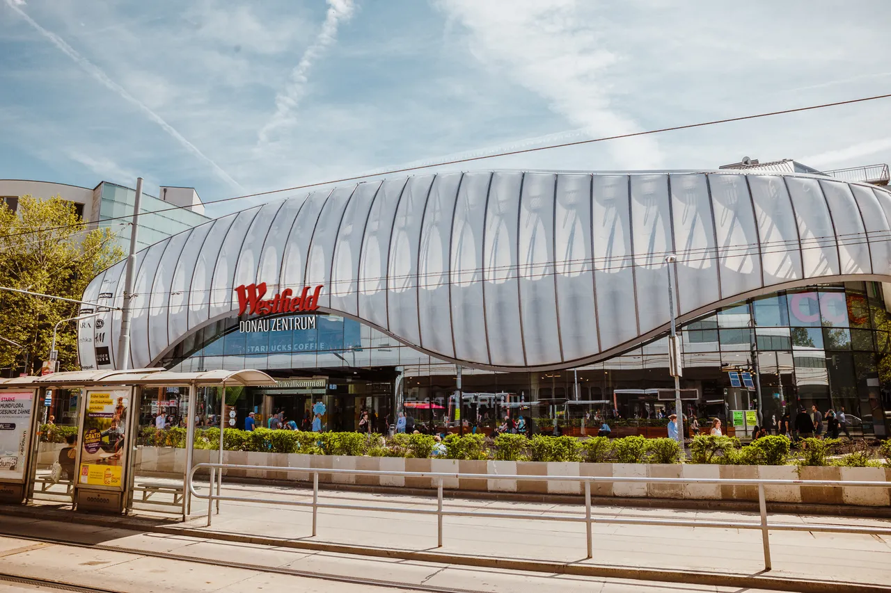 Viele neue Marken und Konzepte in SCS und Donau Zentrum