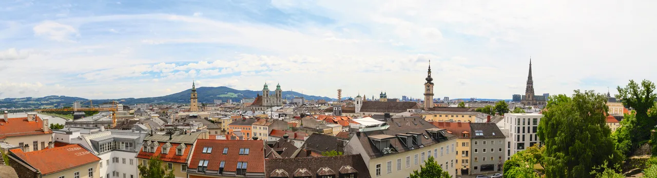 AdobeStock Linz