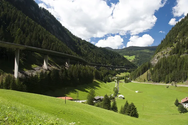 Luegbrücke: Republik will Grundstücke von Anrainergemeinde enteignen