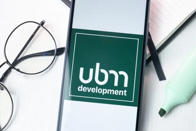 UBM halbierte Verlust im Halbjahr