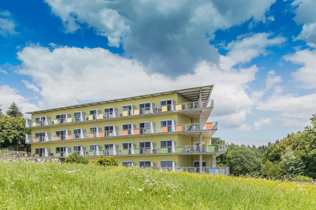 AviaRent erwirbt Seniorenzentrum Lindenhof