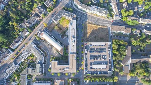 WESTGARD erwirbt Gewerbequartier „Calor Carré“