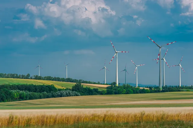 Bevölkerung im Weinviertler Gemeinde Staatz gegen Windpark