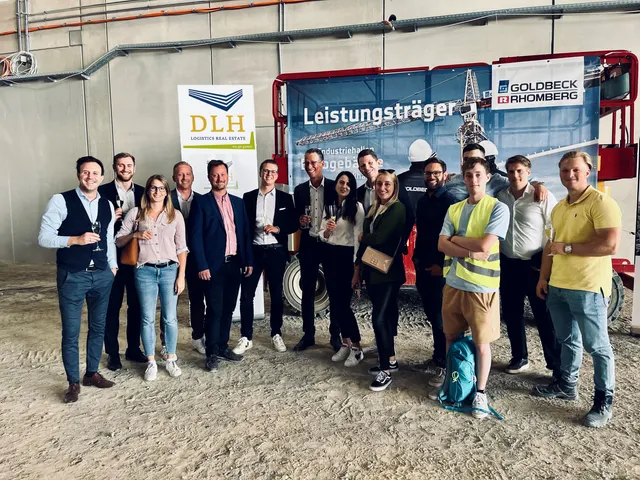 Richtfest von DLH Österreich am „LCE Logistikcampus Ebergassing“