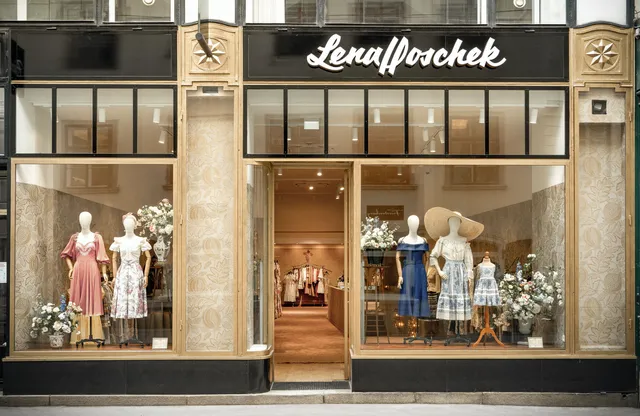 Lena Hoschek eröffnet Flagship Store im 1. Bezirk