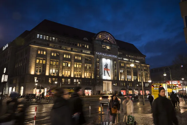 Signa - Verkauf des milliardenschweren Immo-Portfolios rückt näher