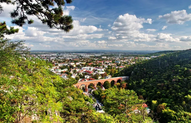 Rustler plant erstmalig Wohnbauprojekt in Mödling