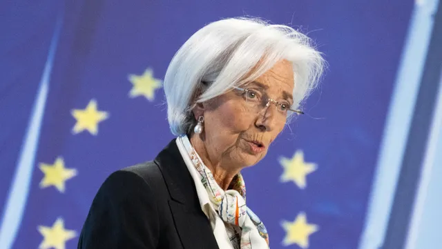 Lagarde deutet Zinswende im Juni an