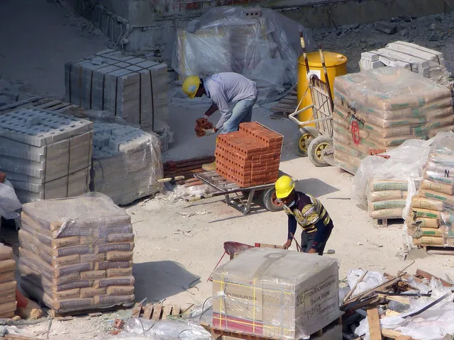 HeidelbergCement senkt Gewinnprognose wegen Kostenanstiegs