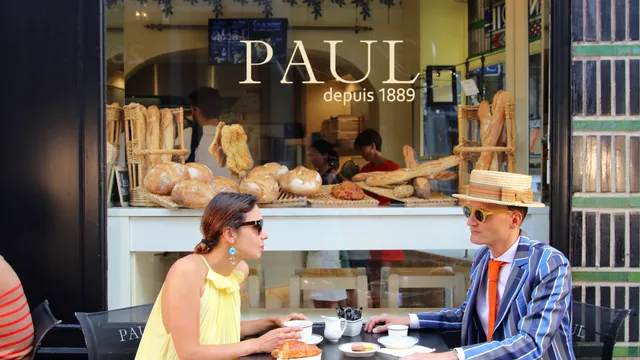 Colliers vermittelt: Markteintritt von PAUL Bakery nächst Hundertwasser Village