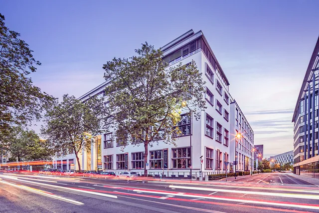 Art-Invest Real Estate kauft Bürogebäude in Düsseldorf